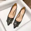 Novedad Primavera/Otoño 2026 Corte Bajo Punta Fina Hebilla Cuadrada Metálica Tacón Fino Tacones Altos Zapatos de Salón Individuales Moda Francesa para Mujer