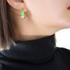 Pendientes de latón con diseño de nicho retro francés, con incrustaciones de gotas de aceite verde, brillantes y circonitas para niñas.