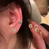 Pendientes de Diamante Cuadrados Pequeños Flash para Mujer Pendientes de plata Lujo Ligero Gama Alta Elegantes Pendientes Atmosféricos Novedad 2025
