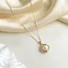 Colar de clavícula de pérola de água doce natural minimalista europeu e americano, novo design irregular com toque de alta qualidade, colar de pérolas de nicho de luxo leve