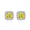 Temblores de mano rápidos aretes de moissanita en vivo aretes de diamante de color aretes de cabeza de vaca aretes simples de diamante Mosan una generación de cabello