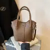 Bolso de Mano de Lujo de Gama Alta de Nicho para Mujer, Nueva Moda Primavera 2026 Bolso Cubo de Hombro Cruzado para el Trabajo