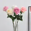 Flor de Rosa Única Simulada Estilo Europeo Sala de Estar Decoración del Hogar Decoración de Boda Rosa Rizada Guía de Camino Ramo de Rosas Simuladas