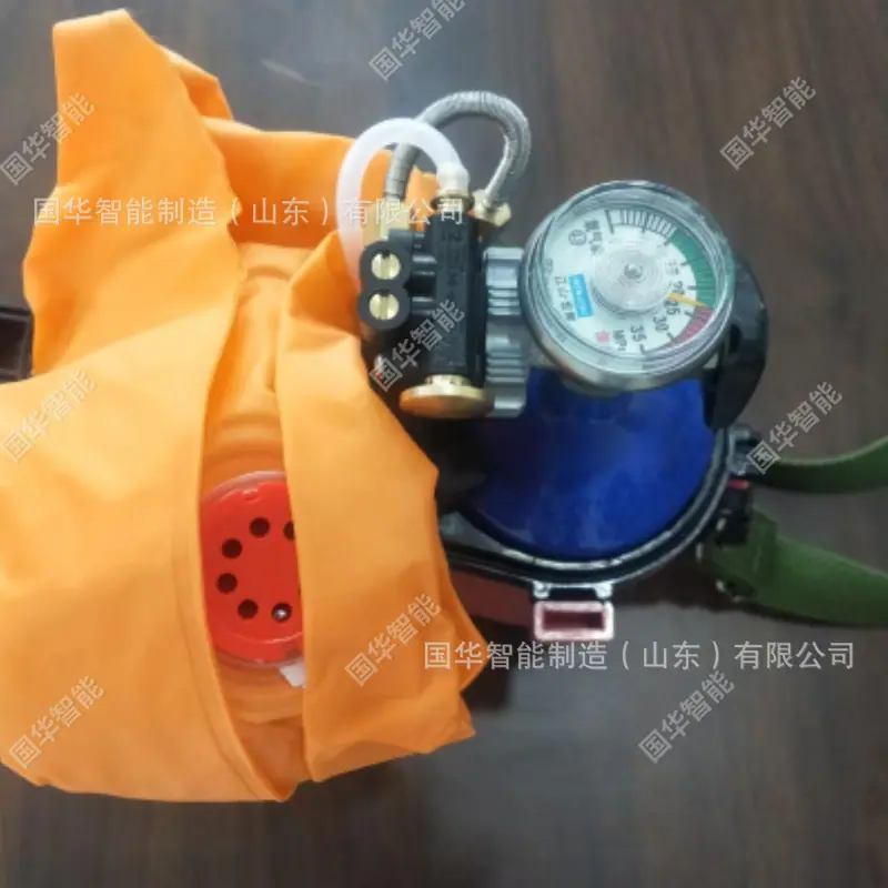 压缩氧气自救器
