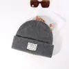 Estilo Coreano Novo Chapéu de Lã Quente à Prova de Vento Outono e Inverno Moda Versátil Afina o Rosto Pequeno Gorro Tendência Chapéu para Frio