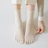 Calcetines de cinco dedos para mujer, de verano, antiberiberi, de punta larga, de color liso, deportivos, transpirables y absorbentes del sudor, para primavera y otoño.