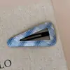 Pinza para el Cabello Triángulo de Mezclilla a Cuadros Azules para Mujer, Pinza para Flequillo Lateral, Accesorio para el Cabello de Moda de Alta Gama Pin BB