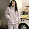 Pijama de Coral Fleece para Mujer Otoño Invierno Nuevo Estilo Set Portátil con Cremallera Moda Suelto Engrosado Cálido Cárdigan Ropa de Casa
