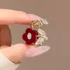 Pinza Roja para el Cabello de Año Nuevo para Mujeres con Cabello Fino, Estilo de Alta Gama, Nuevo Modelo 2026, Pinza para Recoger la Mitad del Cabello en la Parte Trasera de la Cabeza, Accesorio para el Cabello Tipo Pinza de Tiburón