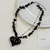 Collar con colgante de amor con cuentas de grava irregulares, diseño moderno y elegante, cadena de clavícula alta única para mujer