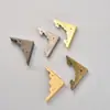 Nuevo estilo chino Cuerno de Murciélago Antiguo Protectores de Esquina de Cuatro Lados Código de Esquina Bronce Antiguo Accesorios para Maletas Cajas de Madera Fabricantes