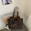 Bolsa Tote Versátil de Moda Transfronteiriça para Mulheres 2026 Nova Coleção Primavera/Verão Bolsa de Ombro/Sob o Braço para Uso Diário Casual
