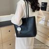 Bolsa de Ombro Grande para Uso Diário Feminina 2026 Nova Tendência Estampada Bolsa de Ombro Macia Bolsa Tote Fashionável Mais Vendida