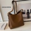 Nova bolsa de balde de alta qualidade feminina 2024 grande capacidade elegante bolsa de ombro bolsa de trabalho bolsa tote para todos os jogos