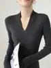 Suéter de Lana Tejido Delgado con Cuello en V y Diseño de Onda de Agua para Mujer Otoño Manga Larga Prenda Base Interior y Exterior Color Albaricoque