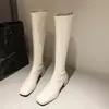 Botas Altas para Mujer 2025 Otoño e Invierno Nuevo Exportación Europea y Americana Talla Grande Punta Redonda Tacón Grueso Cremallera Trasera Tacón Alto Botas de Mujer Venta al por Mayor