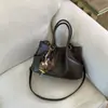 Bolsa Transfronteriza de Gran Capacidad, Estilo Cesta de Verduras, Nueva Moda 2026 Versátil Bolso de Mano de Alta Gama, Bolso de Hombro, Bolso Cruzado