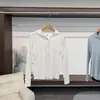 Camiseta de manga larga acanalada con capucha para mujer, de algodón, corte ajustado, favorecedora, versátil, de color liso, con botones, top base