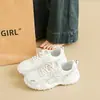 Malla Casual Deportivos Nuevos 2026 Versátiles Para Mujer Cómodos Zapatos de Entrenamiento Alemanes Verano Transpirables Moda Zapatos para Correr Tela de Moda