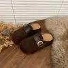 Chinelos Mary Jane de Veludo Novo Estilo Outono 2026 Fivela Casual Moda Bico Fechado Feminino Versátil Sola Grossa