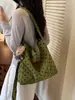 Bolso de lunares de gran capacidad para mujer, nuevo y moderno 2026, bolso de hombro versátil, adecuado para estudiantes universitarios y bolso de compras versátil