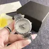 Relojes de Cuarzo Pequeños y Exquisitos para Mujer Moda Tendencia Nuevos Relojes de Cuarzo Relojes de Moda Casual para Mujer Relojes de Moda