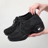 Zapatos de tela de Beijing de primavera, nuevos y antiguos, transpirables, combinables, para mujer, con suela suave y antideslizante, zapatos de baile casuales de una sola capa.