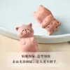 Talla de Madera de Ciprés Rojo Gato Accesorios DIY Llavero Personalizado Accesorios Colgante de Mascota Pequeña de Dibujos Animados Lote