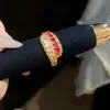 Elegância Floral! Anel Aberto Quadrado Flor de Zircônia Vermelha, Joia Vintage de Alto Padrão Estilo Nicho para Mulheres