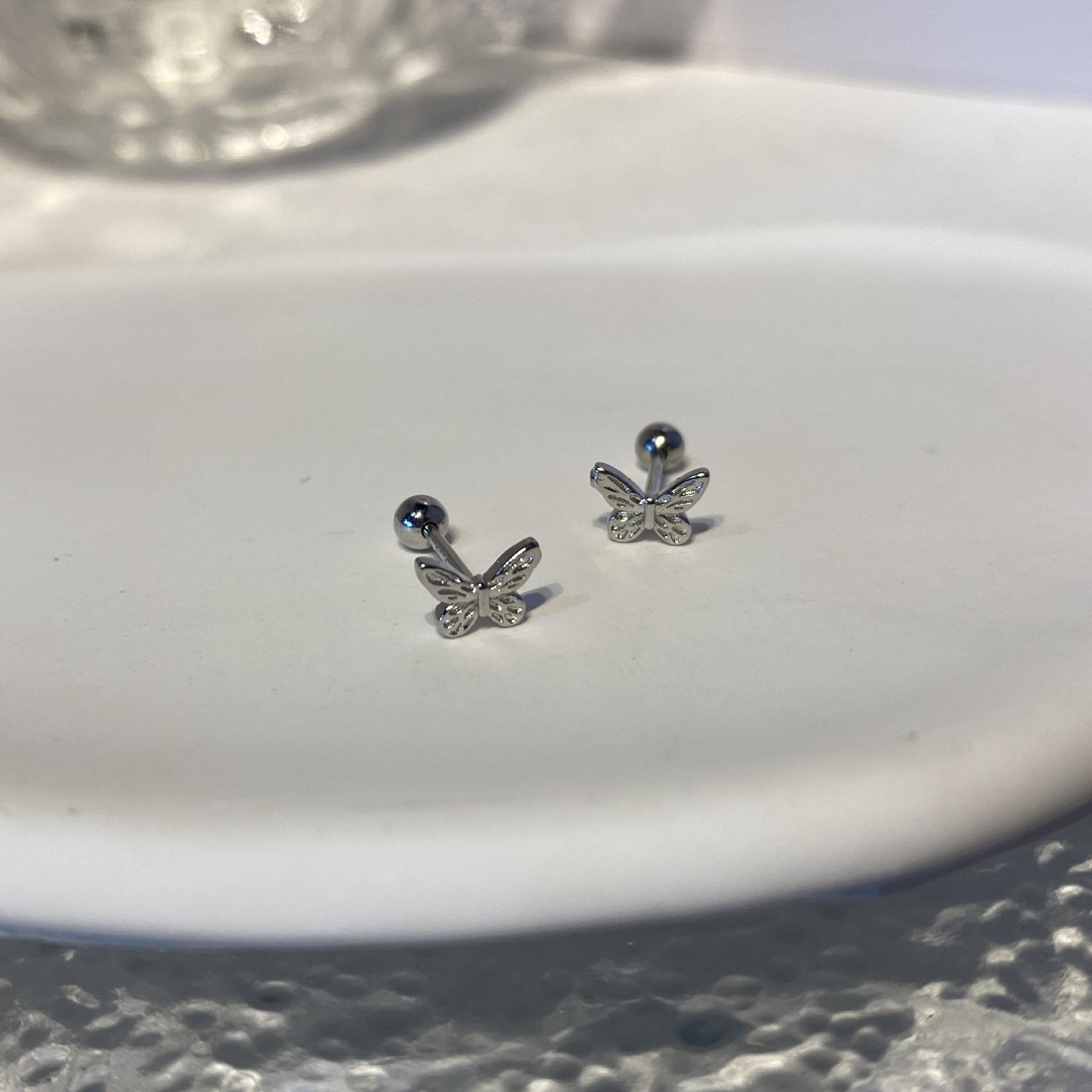 R65#蝴蝶螺丝耳钉