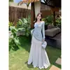 Vestido de suspensório floral com cadarço, retalhos de tule e barra larga + Cardigã de manga longa com cadarço para proteção solar, conjunto feminino de duas peças para outono