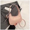 Bolso de Mano de Moda Versátil Bolso de Hombro 2025 Nuevo Nicho Casual Bolso Media Luna para Viajar Tendencia Bolso Sobaco para Mujer