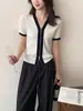 Top de punto para mujer 2026 Verano Lana Acanalado Doble Cremallera Manga Corta Lujo Ligero Bloque de Color Cuello en V Gama Alta