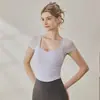 Roupa de Yoga para Mulheres, Corte Justo com Bojos, Camiseta Respirável de Manga Curta em Malha, Roupas para Esportes ao Ar Livre, Pilates, Treinamento, Fitness