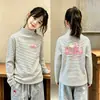 Camiseta Térmica de Forro Polar para Niñas Otoño Invierno Cuello Semi-Alto Elegante Cálida Rayada Ropa Interior para Niños Medianos y Grandes Camiseta de Manga Larga