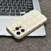 Adecuado para Apple 17Promax Funda Protectora de Cuadros Estéreo para iPhone16Pro Funda Sencilla Nueva para Teléfono Móvil 15 Anti