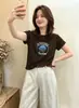 Camiseta de algodón acanalada ajustada para chica atractiva para mujer, fábrica fuente de Thirteen Lines en Guangzhou, top de manga corta, suministro exclusivo de la segunda tanda de verano