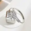 Pulseira Aberta em Aço Inoxidável com Formato de Folha Europeia e Americana para Mulheres, Galvanizada com Ouro 18K, Pulseira Ajustável de Espiga de Trigo, Atacado Transfronteiriço