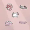 Broche Inspirador em Inglês para Meninas, Cor Rosa Doce e Descolada, Insígnia com Texto de Poder Feminino, Decoração para Mochila e Roupas