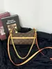 Bolso de axila versátil de moda transfronterizo para mujer 2026 nuevo modelo bolso de mano simple casual bolso de hombro cruzado ligero de alta gama
