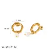 Brincos de Pérola Personalizados Versáteis Transfronteiriços, Argolas Lisas Irregulares, Brincos de Aço Inoxidável Dourado 18K com um Toque de Luxo Leve e de Alta Qualidade
