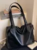 Bolsa de Grande Capacidade para Mulheres Inverno 2025 Nova Bolsa Transversal Casual Retrô Estilo Coreano Bolsa Tote de Ombro Único para Trabalho e Dia a Dia