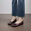 Zapatos de nicho para mujer con dedos separados, de suela plana, nuevo estilo de otoño, zapatos tabi de herradura, bailarinas de cuero suave, sin cordones, zapatos de un solo color de boca poco profunda