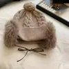Protección Auditiva Otoño e Invierno Felpa Engrosada Sombrero Lei Feng Circunferencia de Cabeza Grande Hace que la Cara se Vea Más Pequeña Cálido Protección contra el Frío Tejido de Lana Sombrero de Punto para Mujer