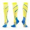 Venta al por mayor del fabricante Nuevos Calcetines de Compresión Deportiva para Hombres y Mujeres Multicolores para Correr al Aire Libre Calcetines Largos de Compresión Calcetines Transfronterizos