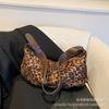 Bolso Pequeño Retro Plegado Otoño e Invierno para Mujer 2026 Nueva Moda Versátil Bolso de Hombro/Debajo del Brazo Bolso de Empanada de Moda con Estampado de Leopardo