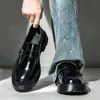 Sapatos masculinos plus size transfronteiriços 2026 novo modelo estilo britânico sapatos casuais de couro pretos sapatos derby formais de bico largo sapatos plataforma