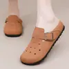 Zapatos Casuales Cerrados Nuevos Versátiles Cómodos para Mujer Venta al por Mayor Regalo Zapatos Suaves para Mamá Zuecos sin Cordones