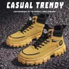 Botas Martin Masculinas Novas para Outono e Inverno com Solado Grosso Estilo Britânico Botas de Trabalho Botas de Motocicleta Botas de Caminhada Antiderrapantes Resistentes ao Desgaste para Homens