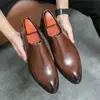 Mocassins pontudos estilo britânico, sapatos pequenos de couro da moda, sapatos formais de negócios, sapatos para cabeleireiro, sapatos Derby casuais, mocassins masculinos